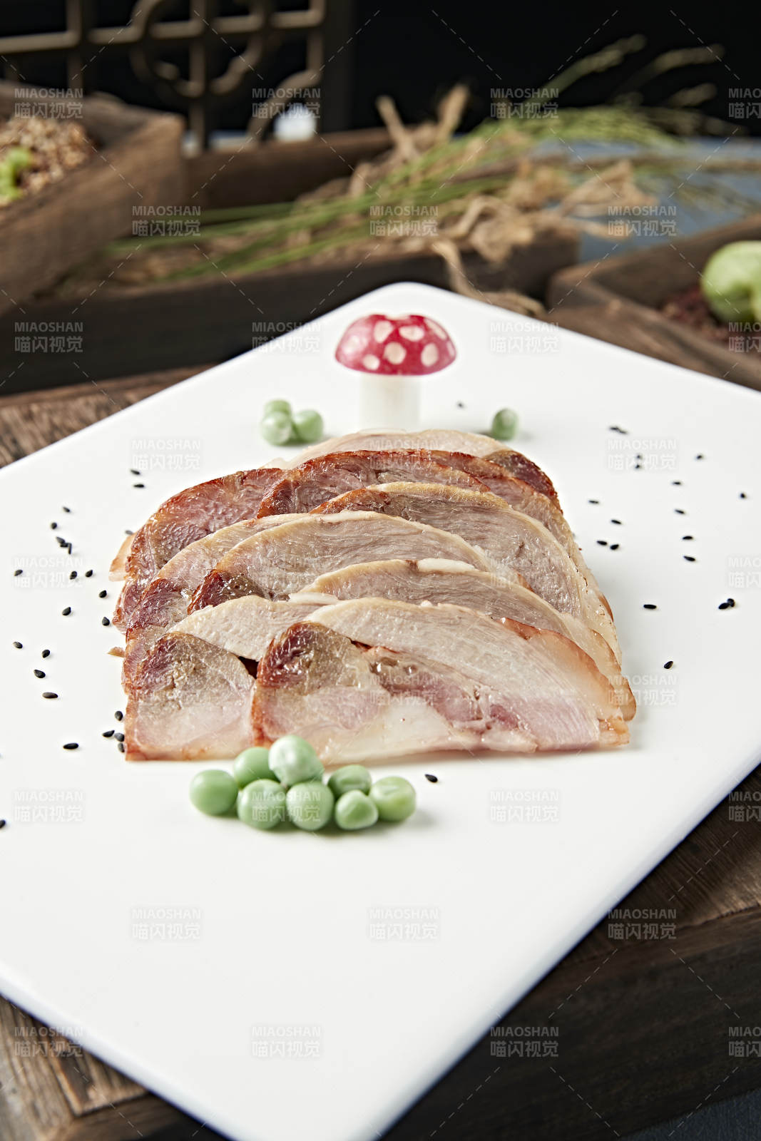 美味凉菜柴沟堡熏肉切片