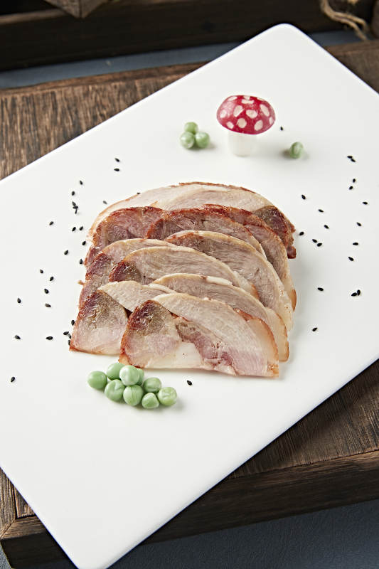 美味凉菜柴沟堡熏肉切片