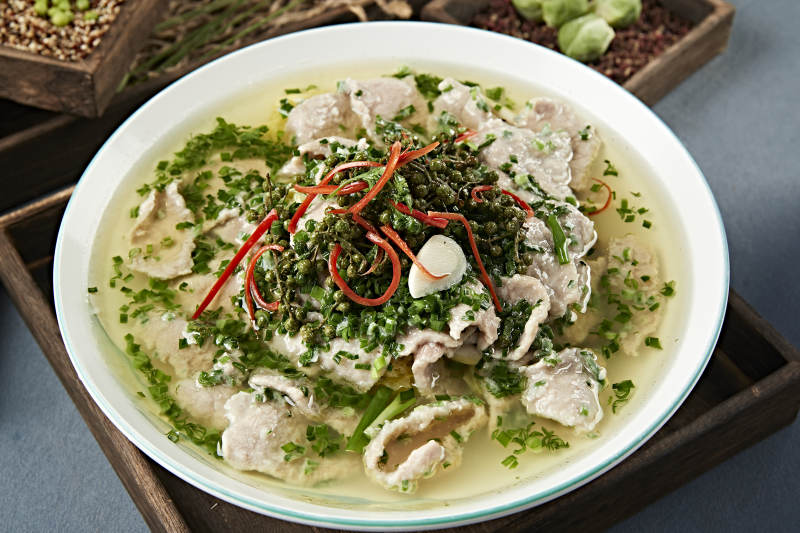 葱香藤椒水煮牛肉片