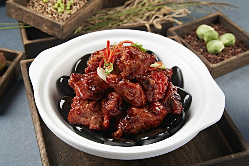 美味酱烧猪排骨