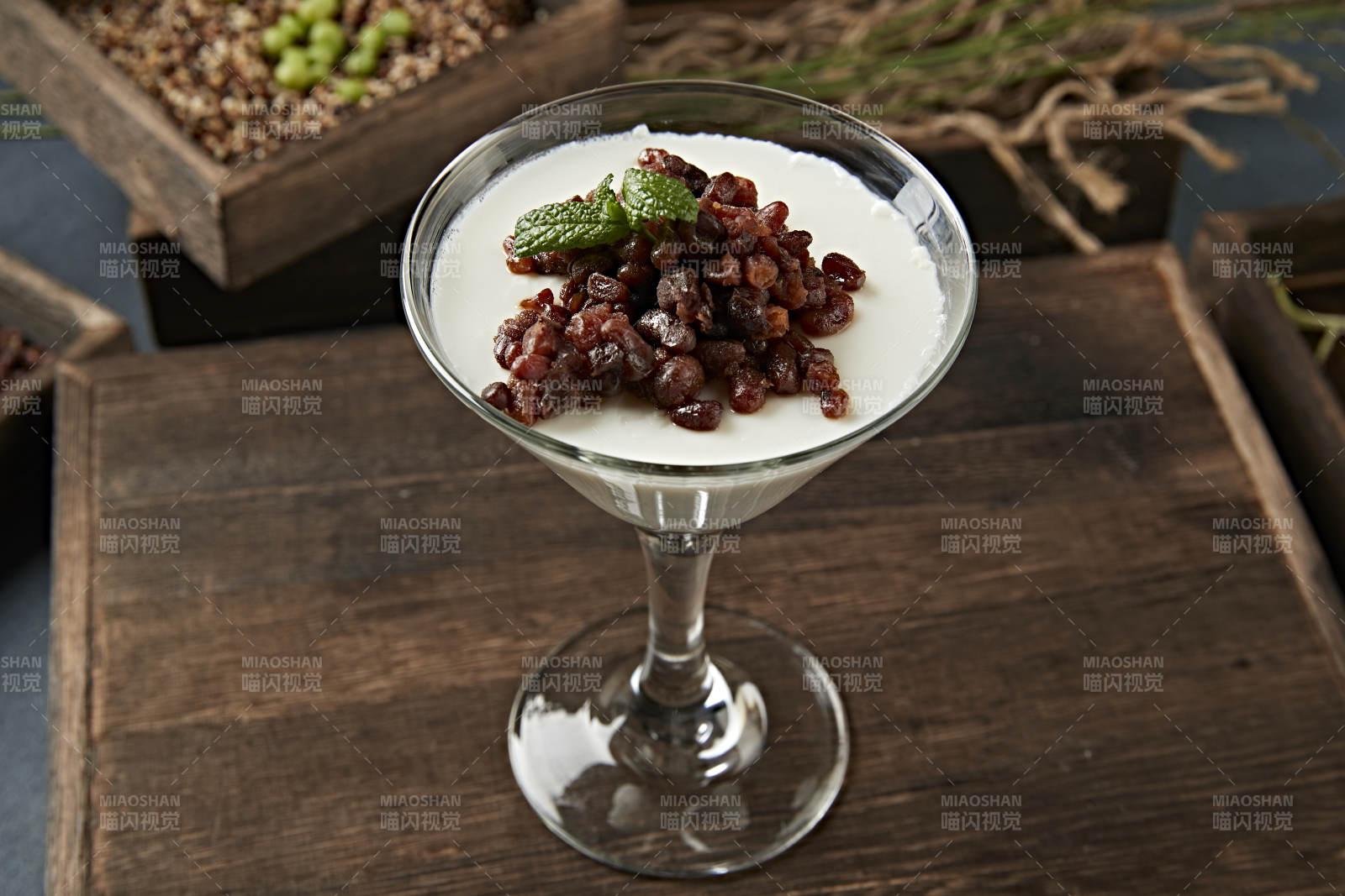 美味酸奶红豆布丁