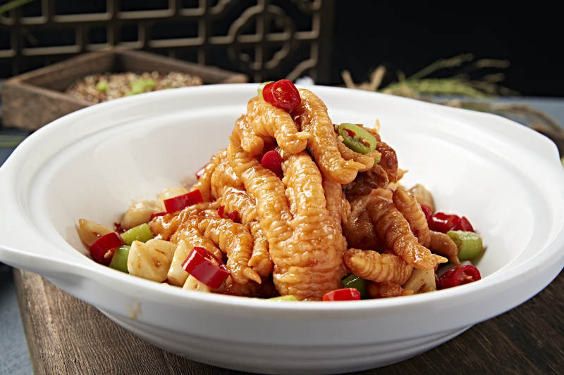 蒜子米椒酱爆虎皮凤爪