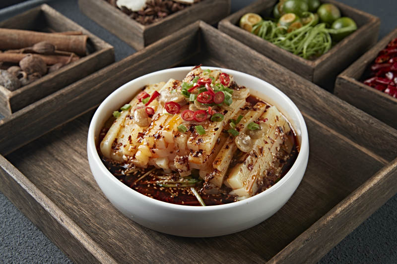 浇汁山西大同小媳妇凉粉