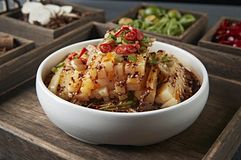 浇汁山西大同小媳妇凉粉