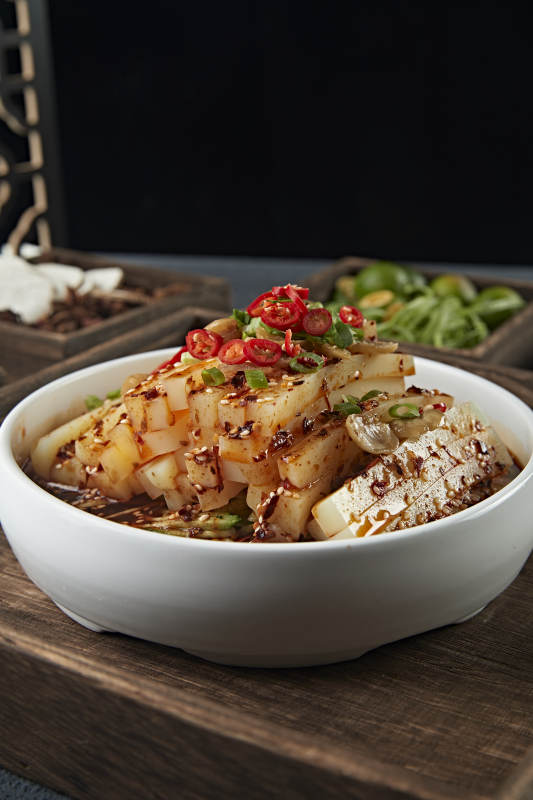 浇汁山西大同小媳妇凉粉