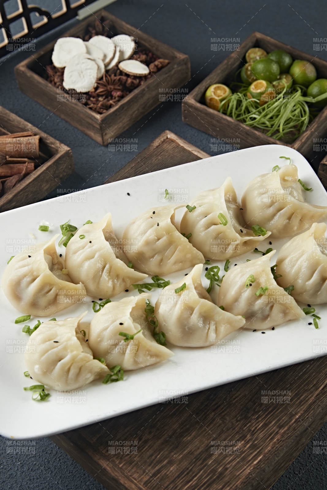 蒙古族没事羊肉蒸饺