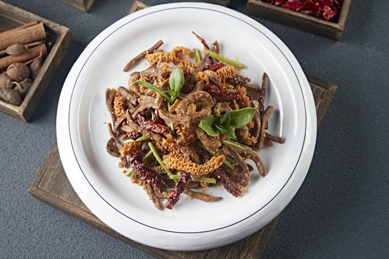 辣炒香脆锅巴腰条