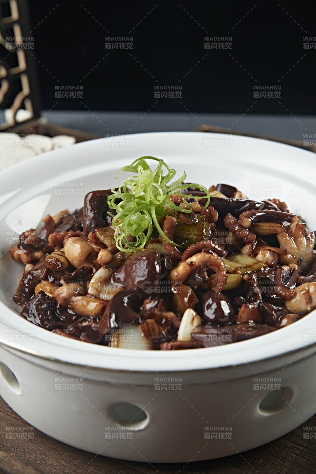 葱烧红肉菇海鲜小八爪