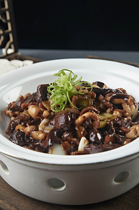 葱烧红肉菇海鲜小八爪