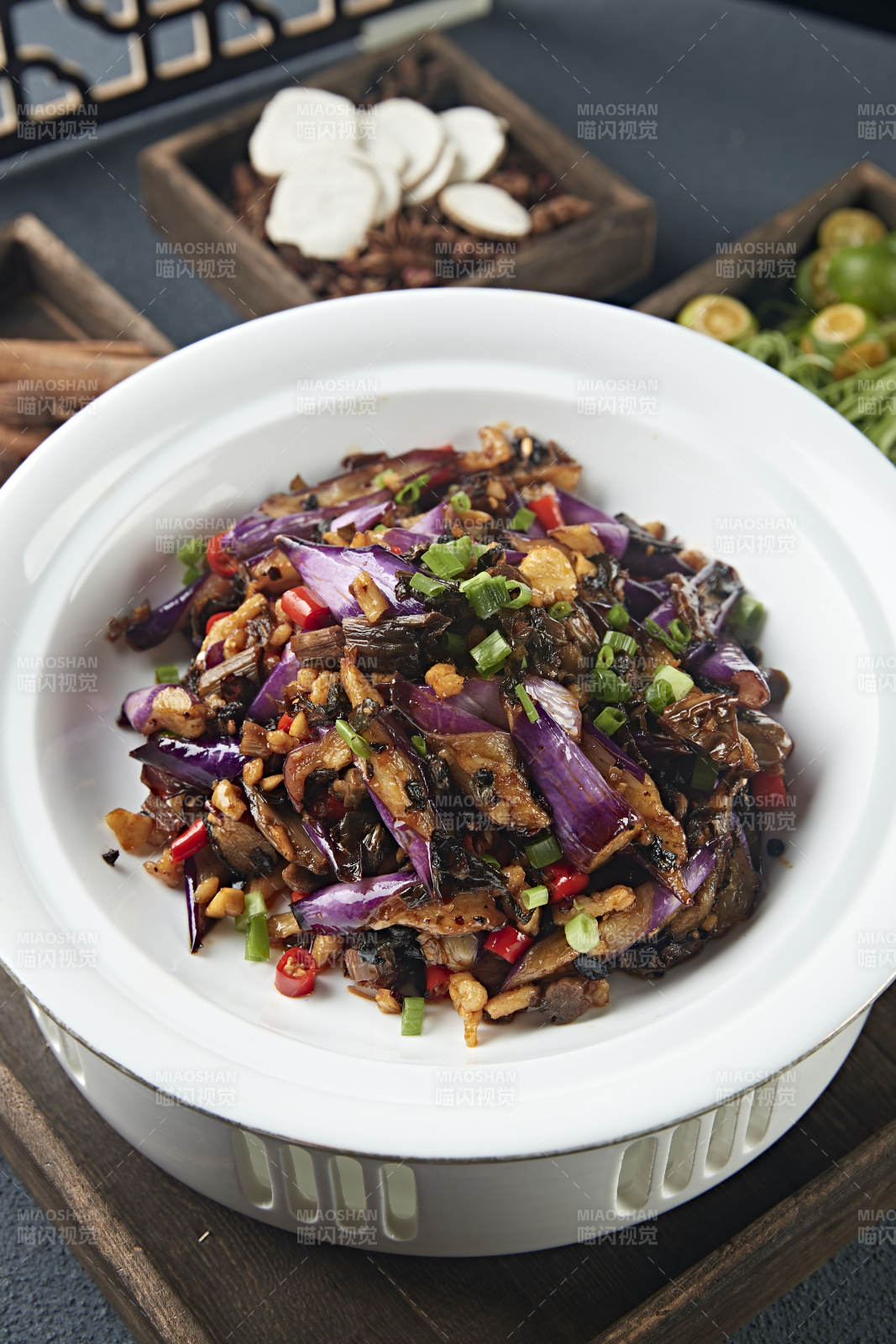 肉沫蒜香烧茄子