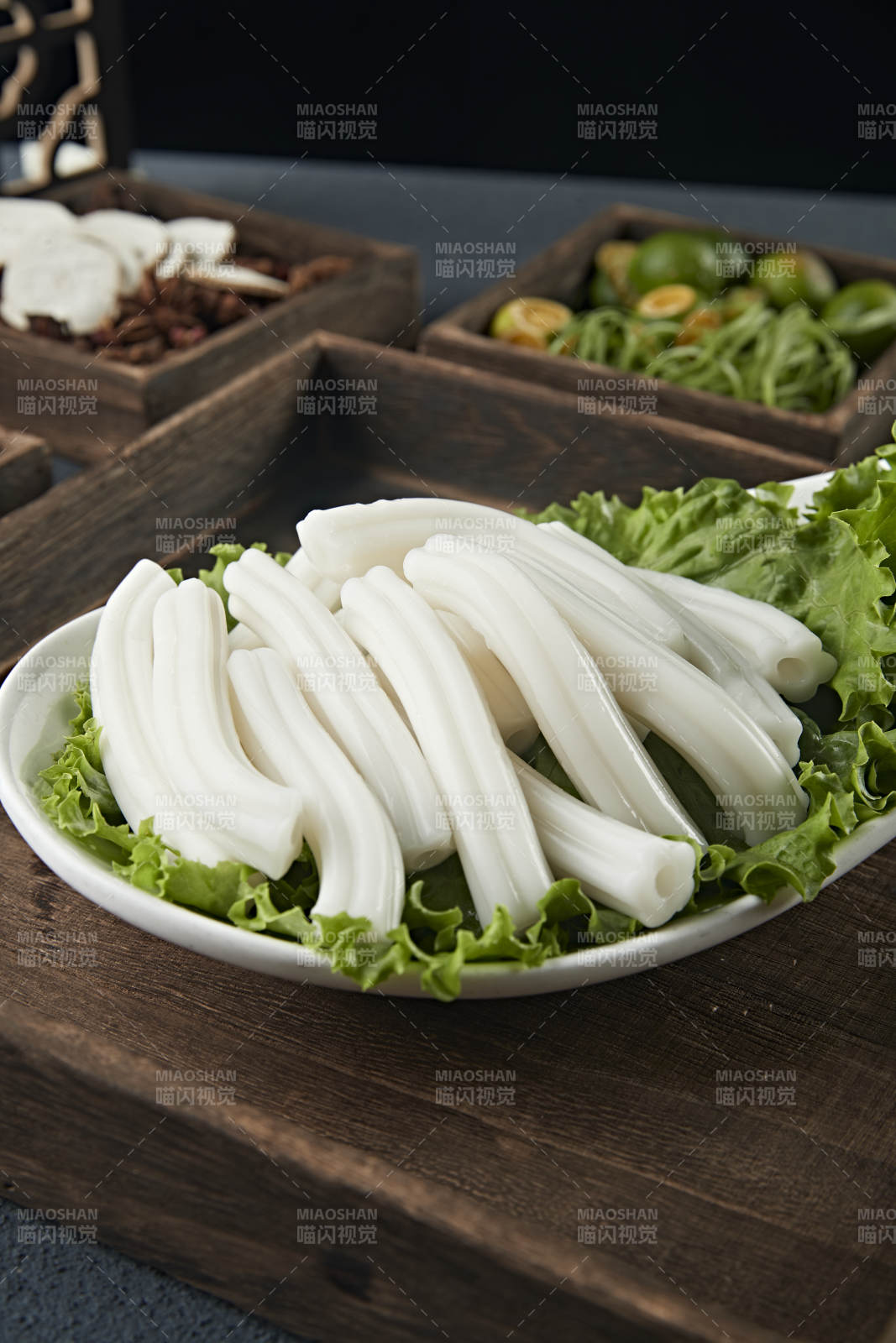 火锅食材超粗花状土豆粉-摄影图