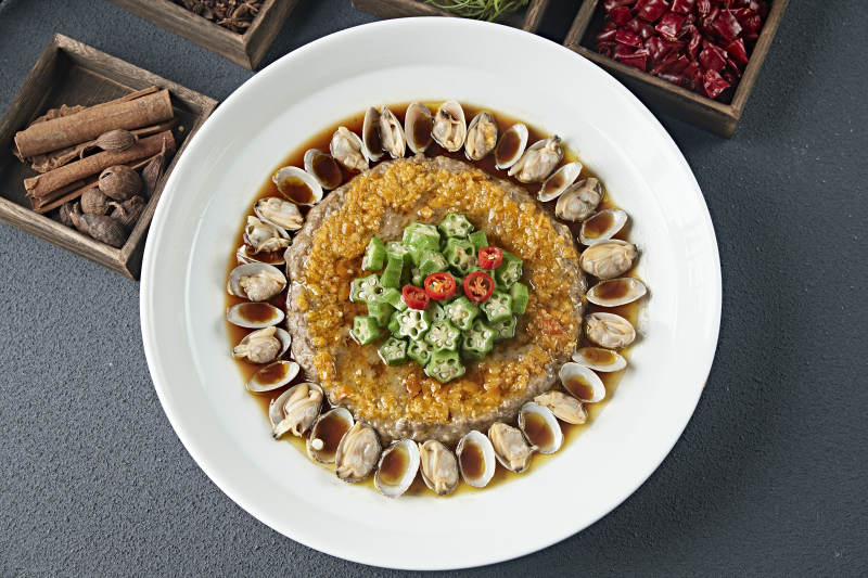 肉末饼花蛤鲜汤蒸秋葵