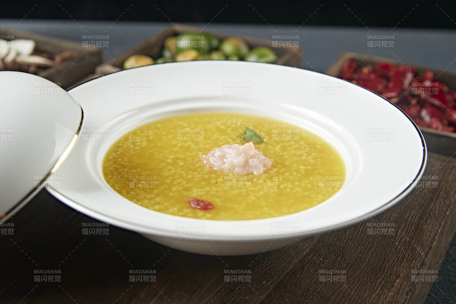 位菜 小米浓粥鲜虾球虾滑