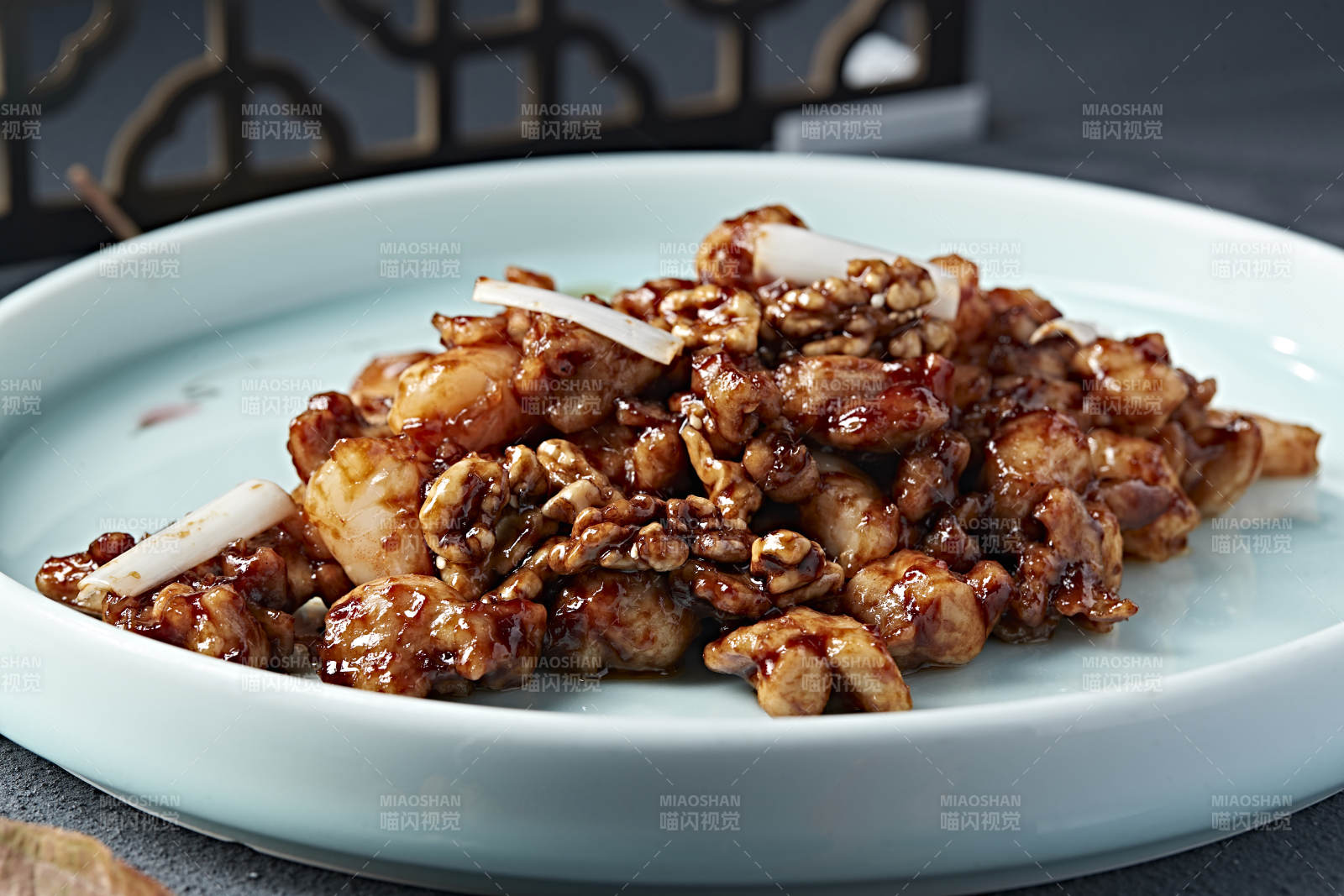 酱爆桃仁葱香虾仁鸡丁 鸡里蹦