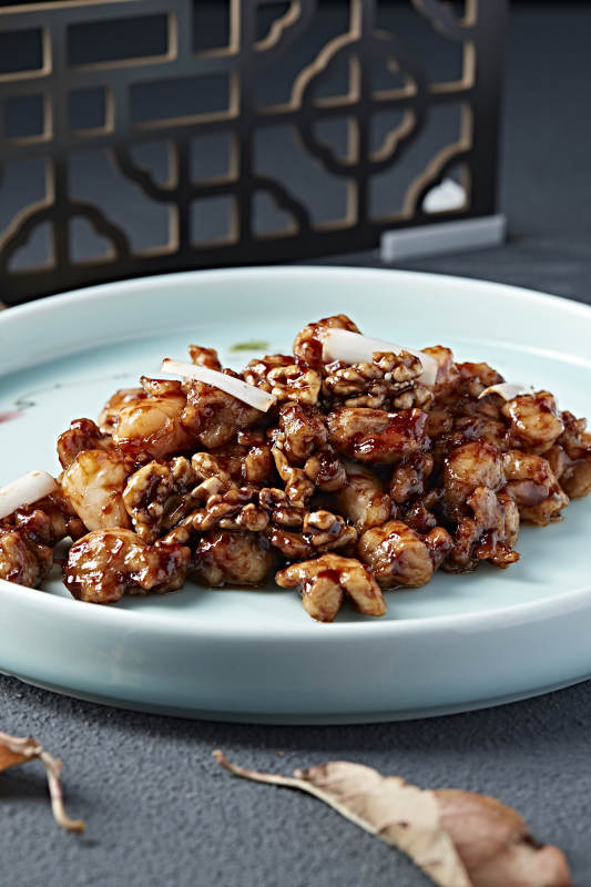 酱爆桃仁葱香虾仁鸡丁 鸡里蹦