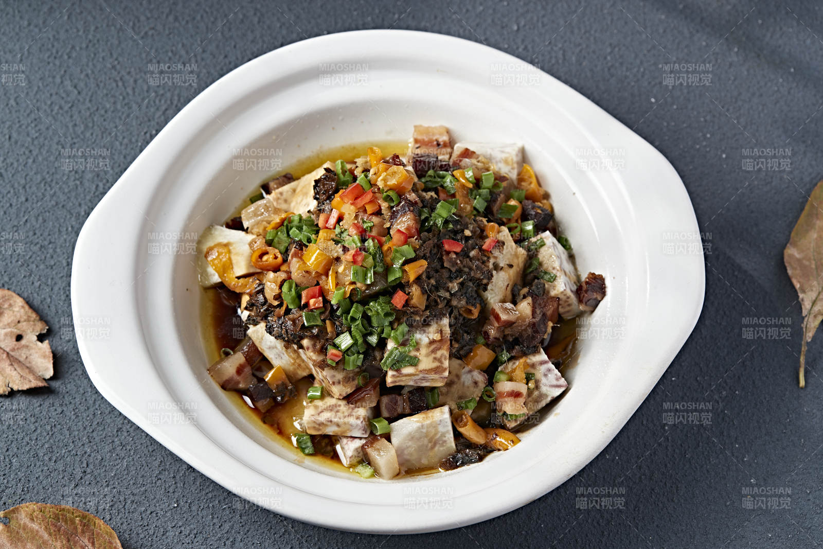 砂鍋梅菜咸肉煲香芋