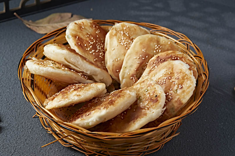 香酥油煎葱香口袋饼