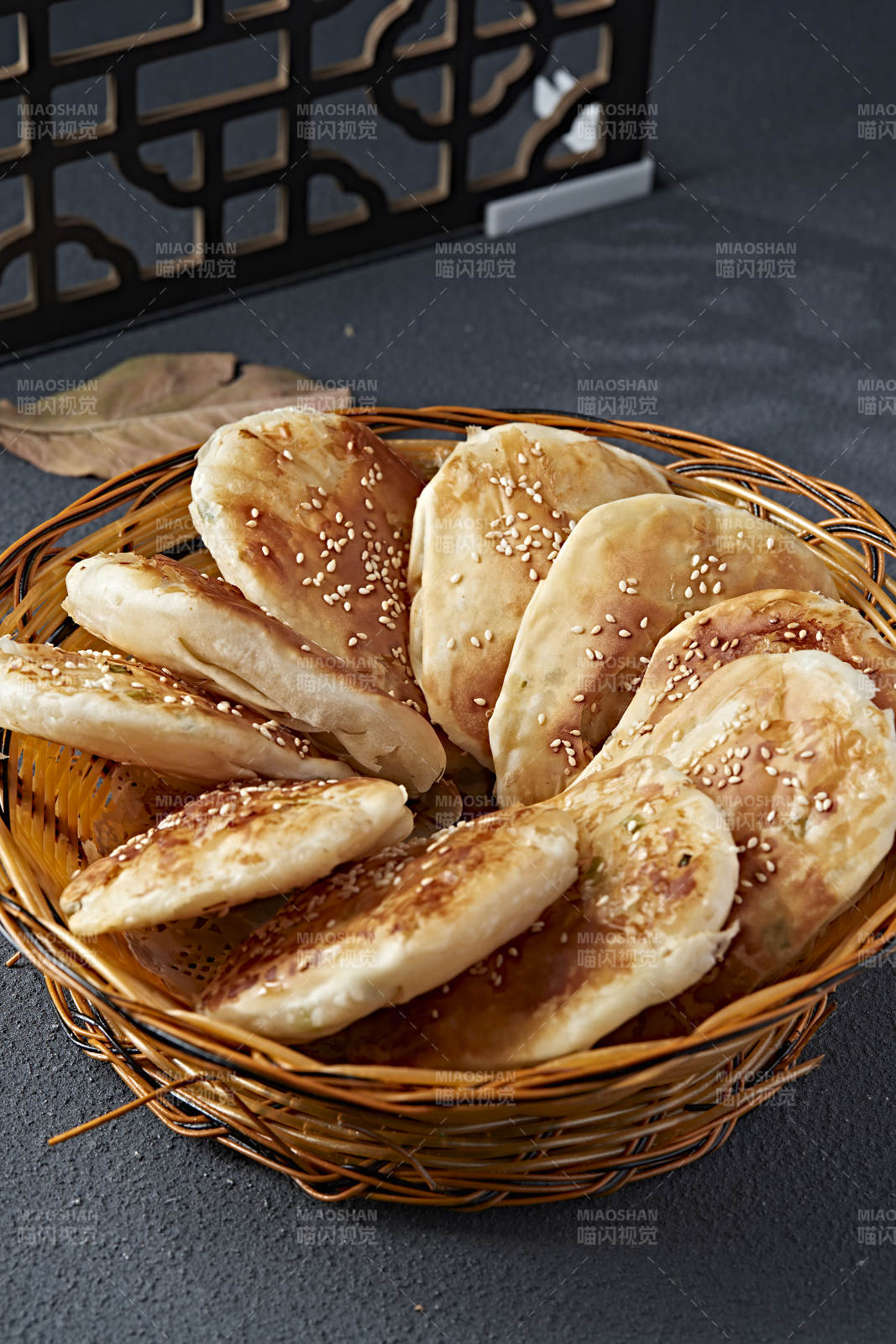 香酥油煎葱香口袋饼