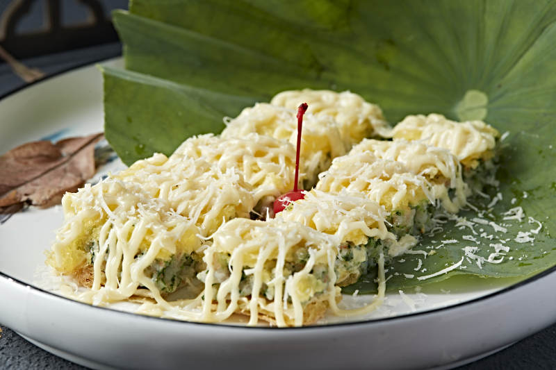 香煎蔬菜鮮蝦餅淋美乃滋醬