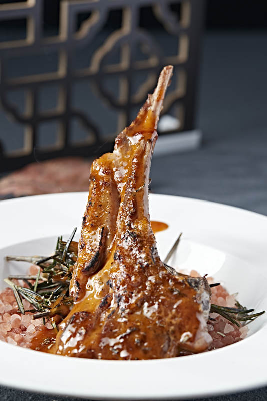 鐵板香煎戰斧小羊排