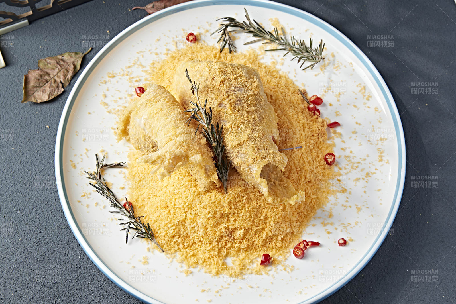 避风塘油炸鲽鱼身鲽鱼尾