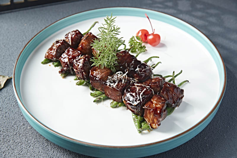 烧椒文火猪梅肉