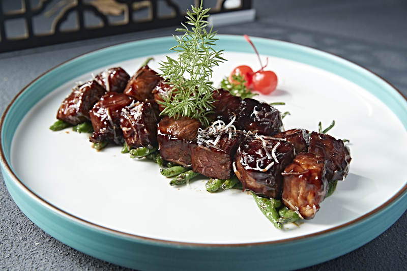 烧椒文火猪梅肉