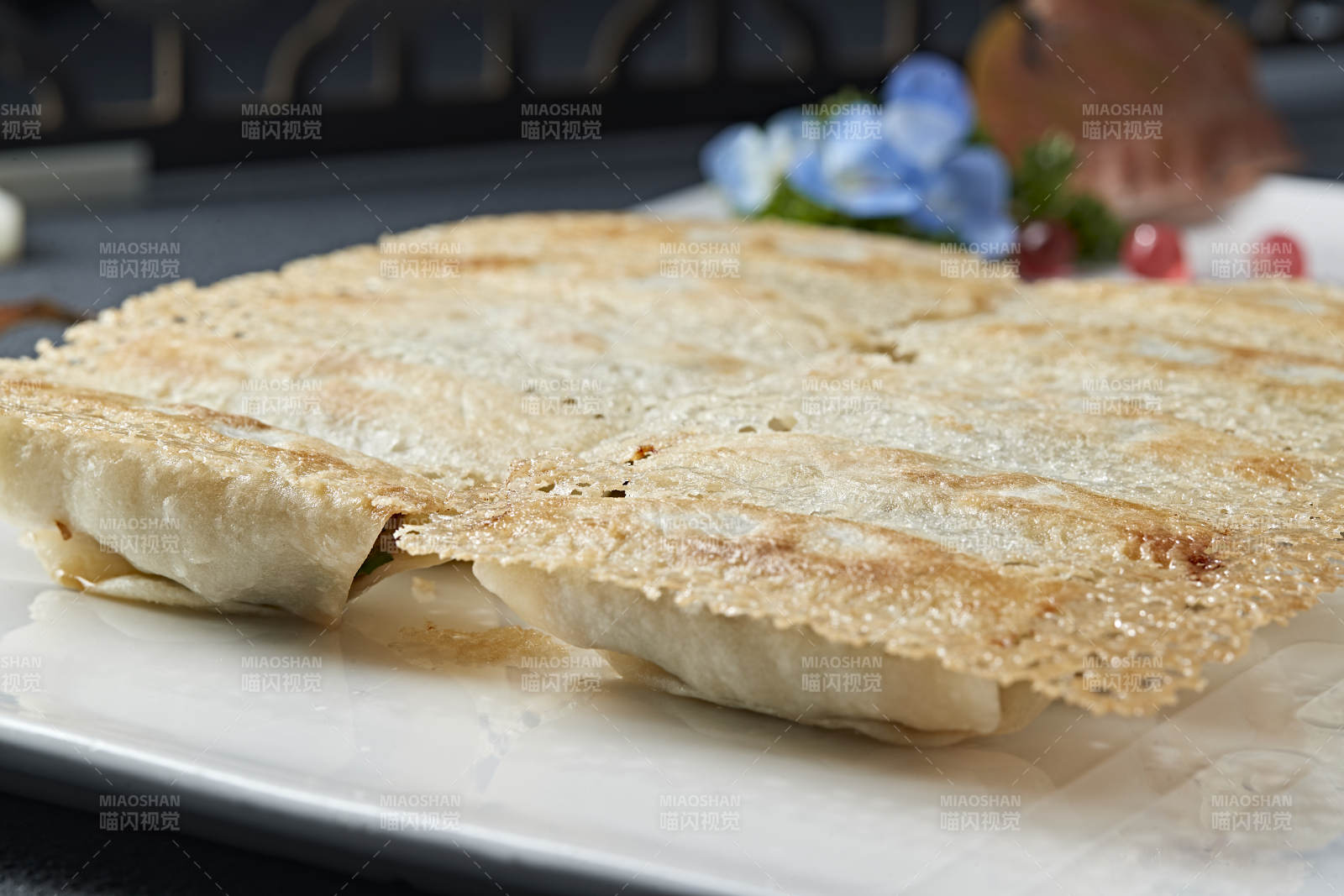 韭菜油渣馅渔网煎锅贴