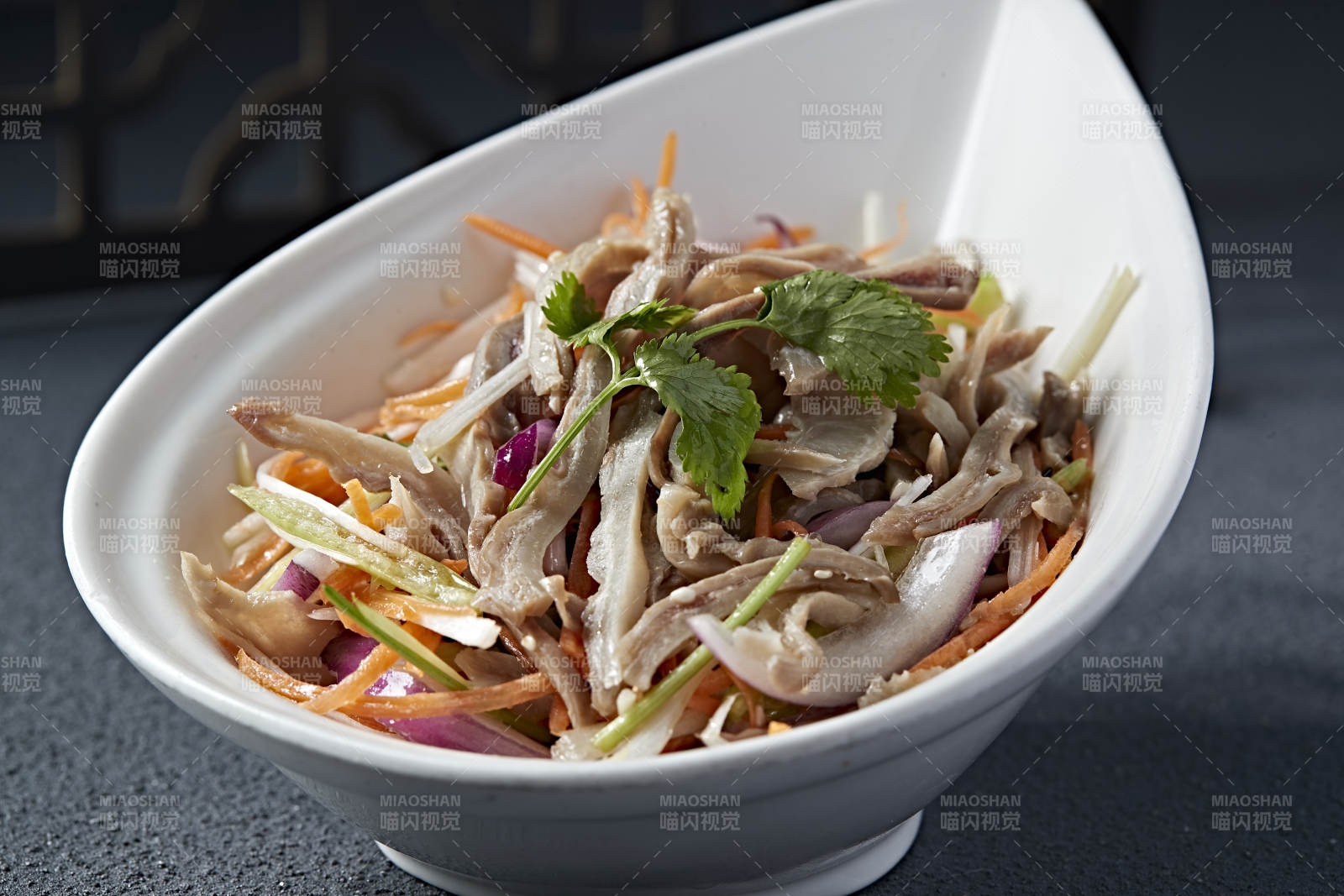 美味凉菜三丝拌猪肚