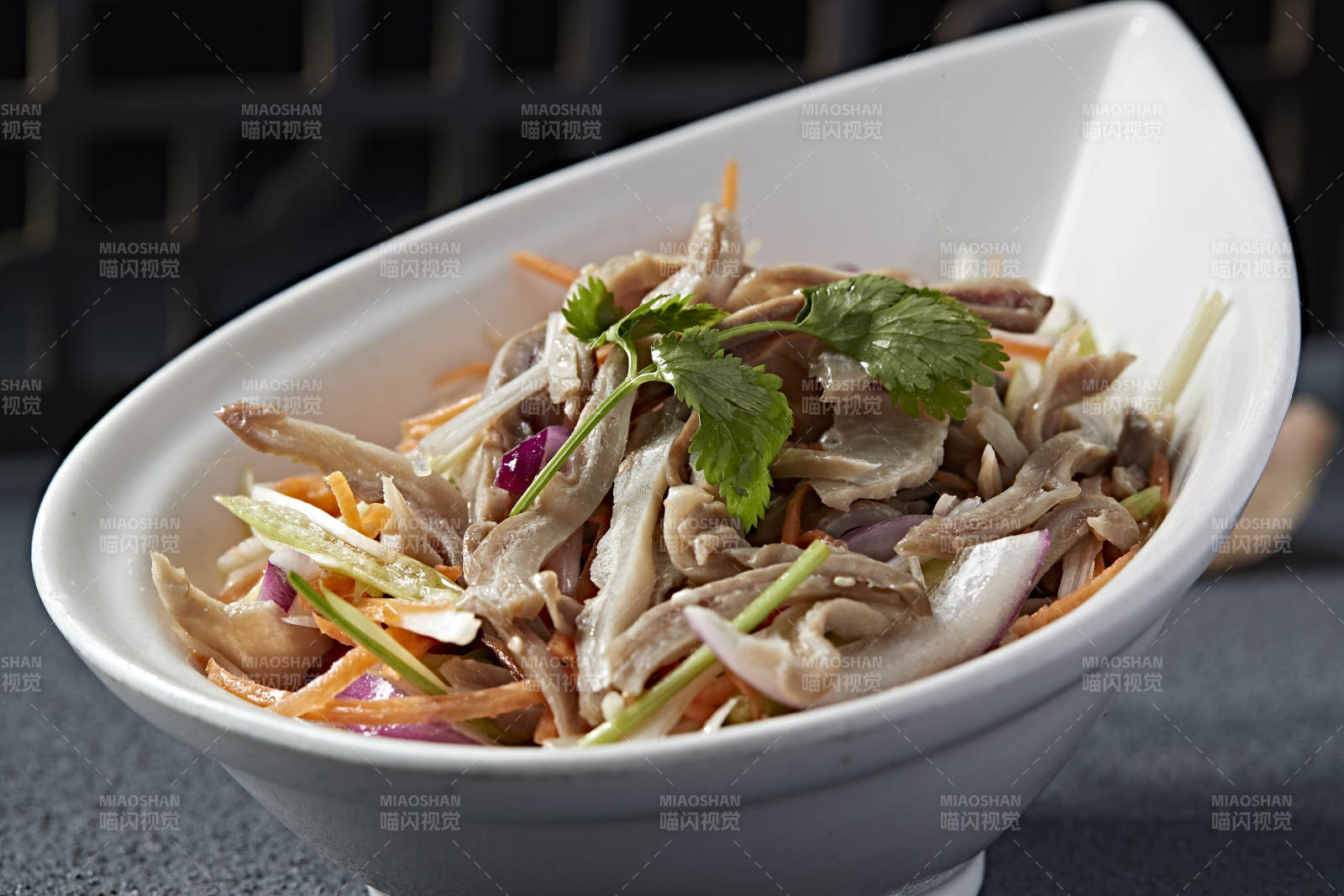 美味凉菜三丝拌猪肚