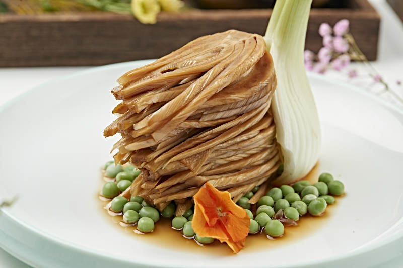 浇汁青豆芥菜根