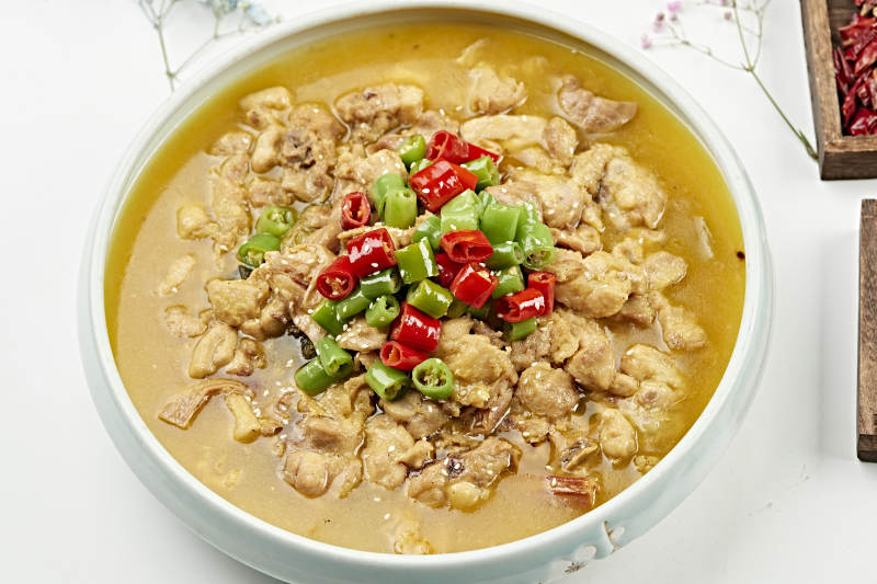 酸汤香辣鸡脆骨（酸汤掌中宝）