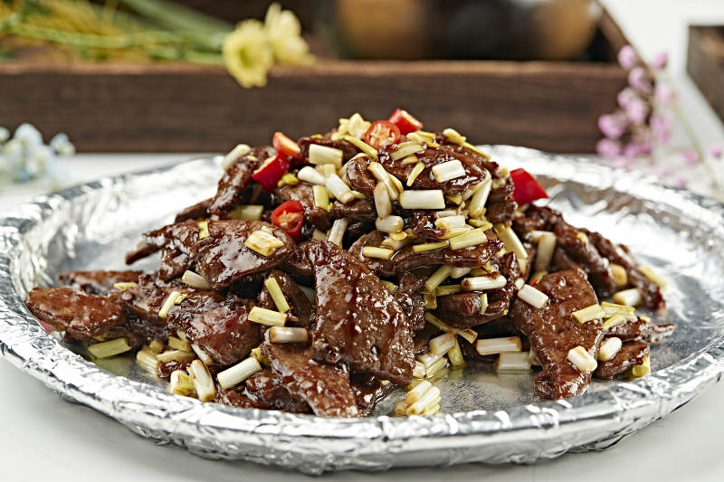 铁板葱香酱爆猪肝