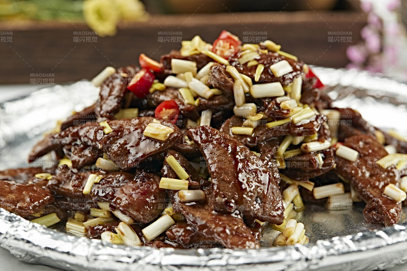 鐵板蔥香醬爆豬肝