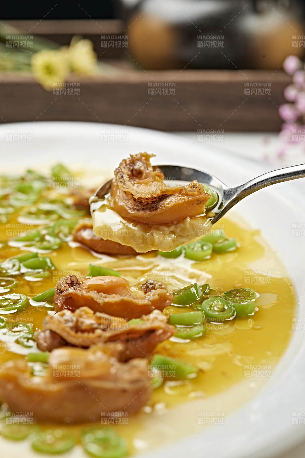 豉油鮮鮑魚蒸水蛋