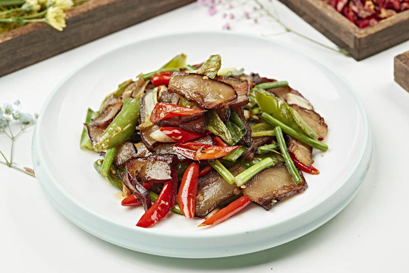 湘味蒜苗辣椒炒腊肉