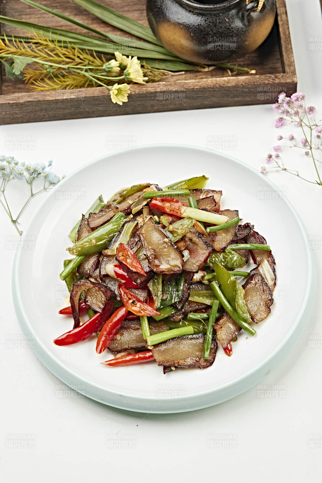 湘味蒜苗辣椒炒腊肉