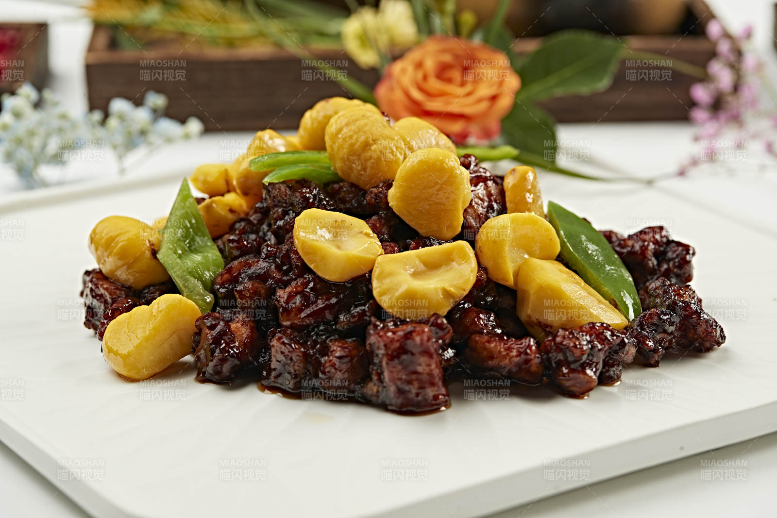 酱烧鸡腿肉鲜板栗