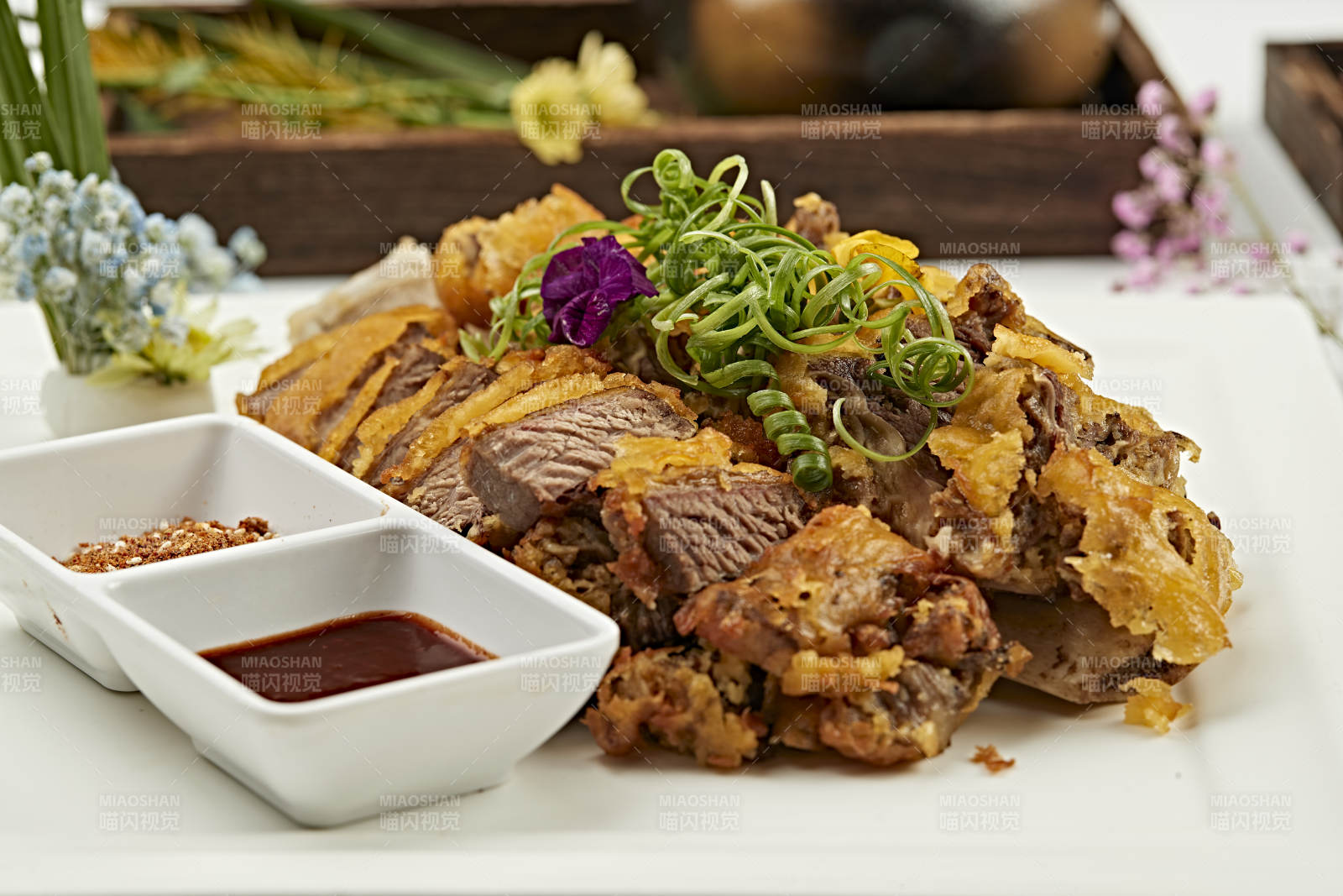 蘸汁香炸牛肋脫骨肉