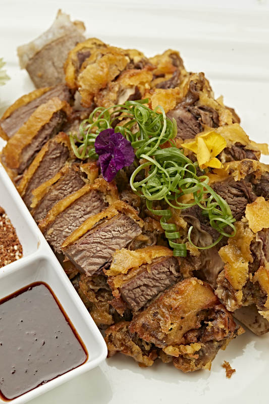 蘸汁香炸牛肋脱骨肉