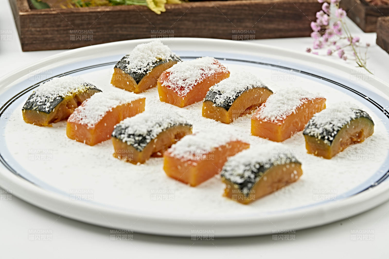 撒粉椰蓉蒸金瓜（蒸南瓜）