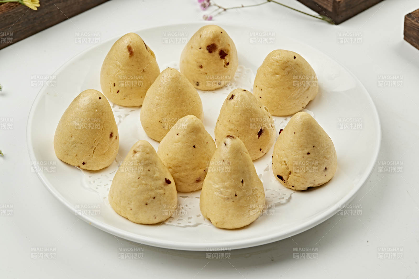 枣香栗子面杂粮小窝头