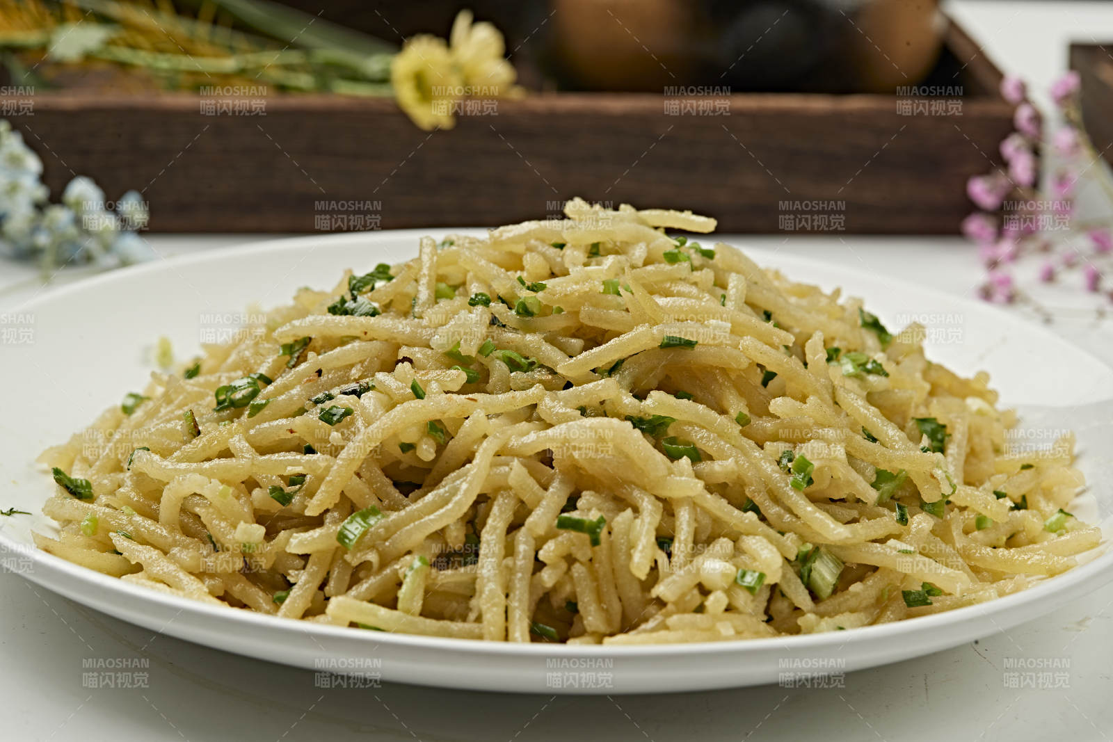 葱香洋芋擦擦（小炒擦土豆丝）