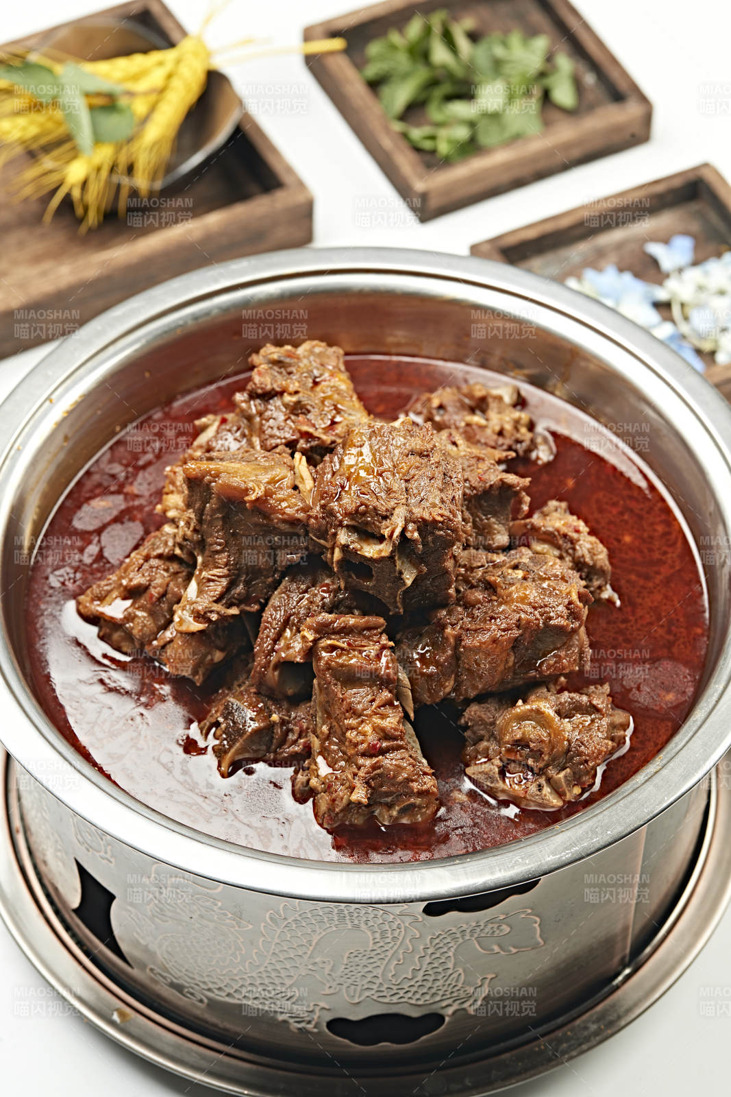 红焖羊脊骨羊蝎子