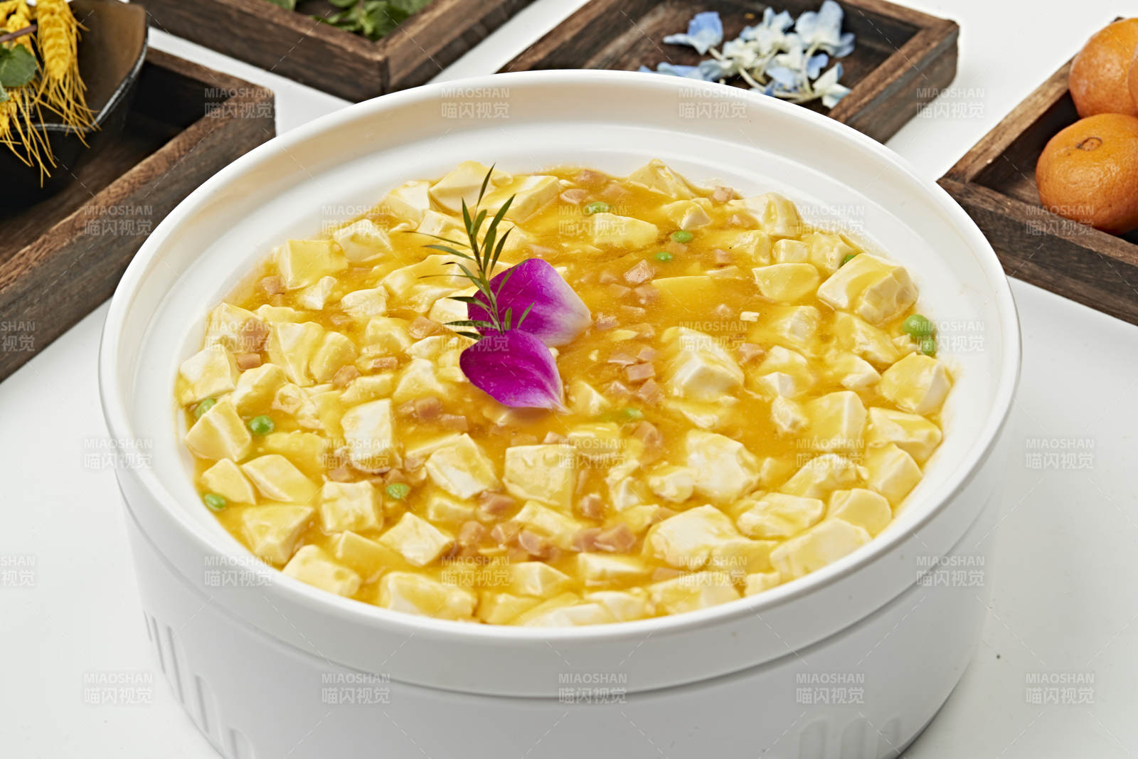 火腿青豆蟹黄酿内脂豆腐图片