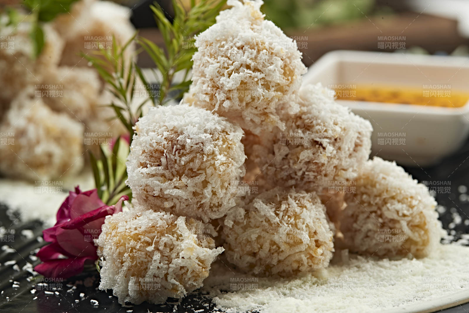 糖霜拖面焦炸鮮茄子