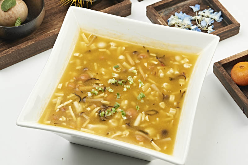 酸辣雜菌豆腐牛骨髓湯