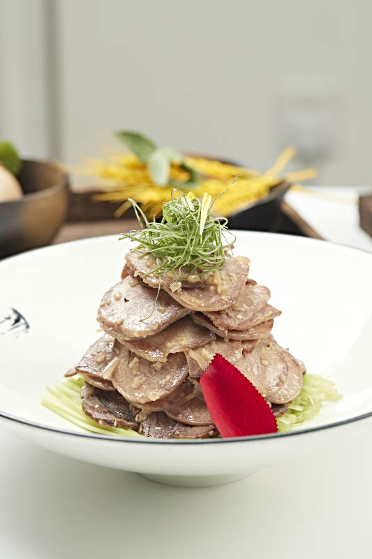 凉拌蒜香口条切片牛舌