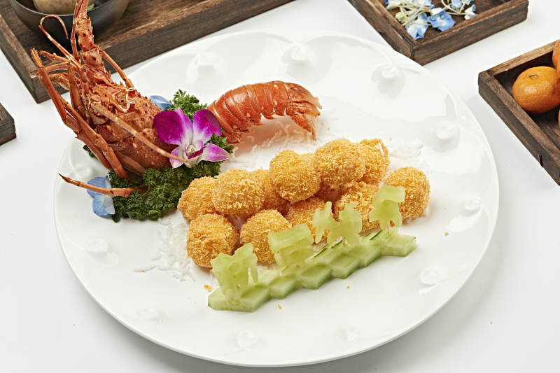 裹面油炸大龙虾球