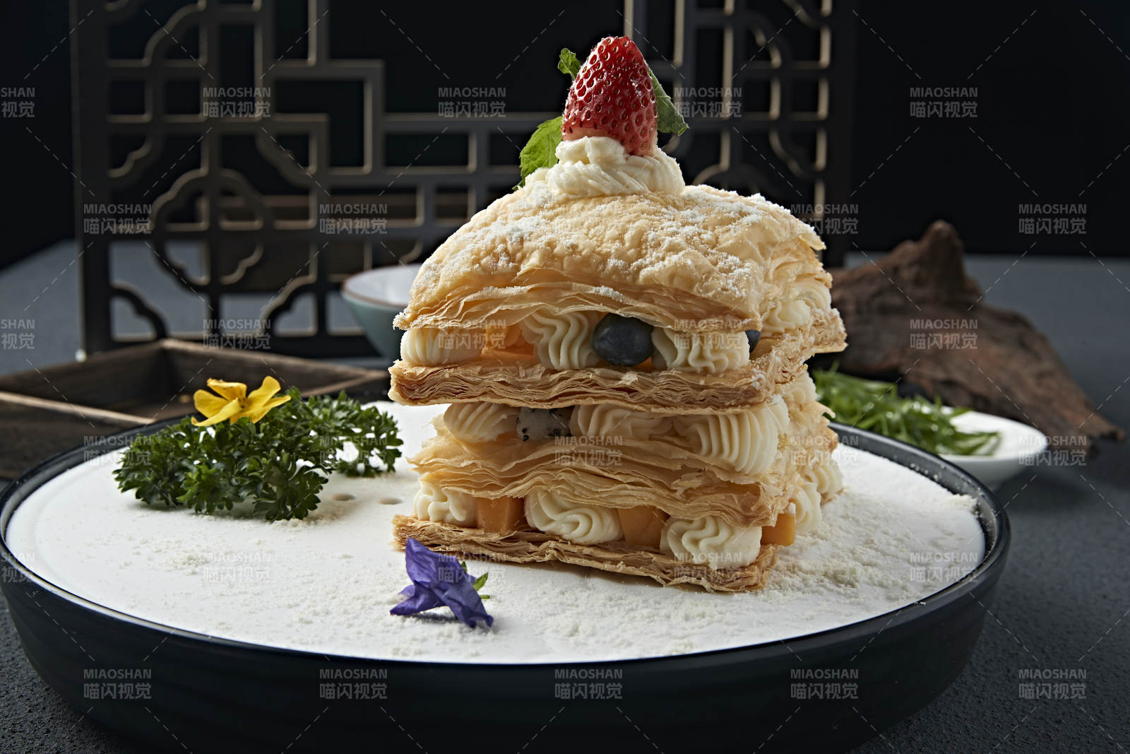 自制糖霜千層奶油酥皮拿破侖蛋糕